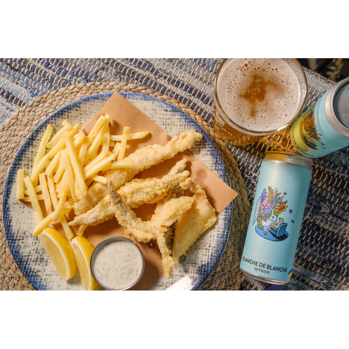 Пиво VARVAR BLANCHE  світле 4.8% 0.33л